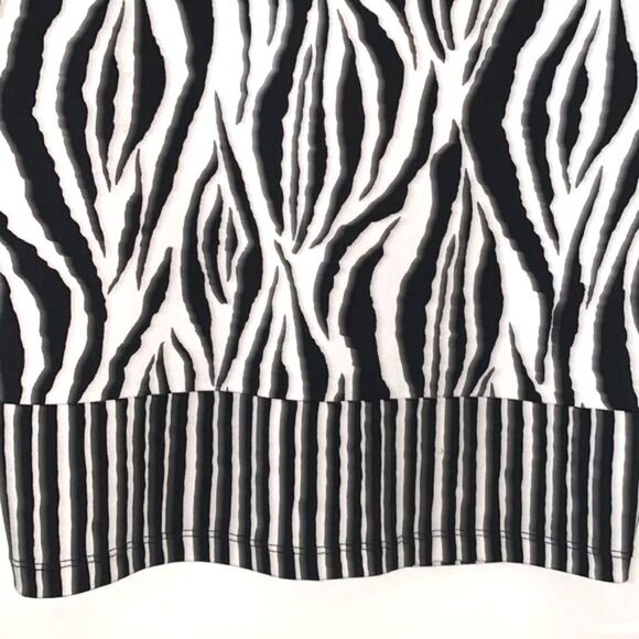 Chicos Zebra Print Black/White Stripe Top W/ Neon Yellow Accent Size 0 Polyester - Picture 7 of 10